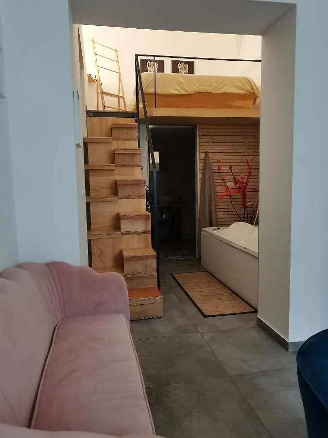 Cammileddi Mini Suite Katania